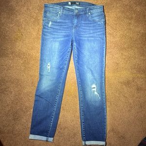 Woman’s Kut from Kloth Catherine boyfriend jeans. Size 4.